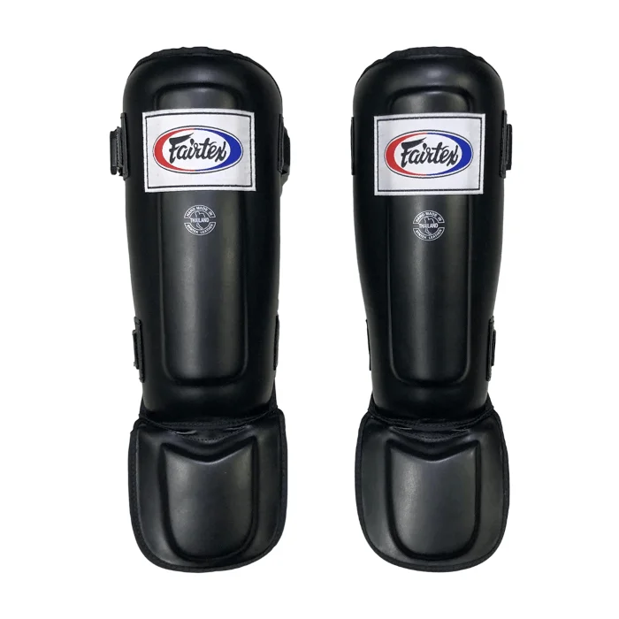 Защита голени. Защита голени Fairtex (SP-3 Black). Защита голени стопы Fairtex. Щитки Файртекс. Щитки Fairtex Fabric Shin Pads spe1.