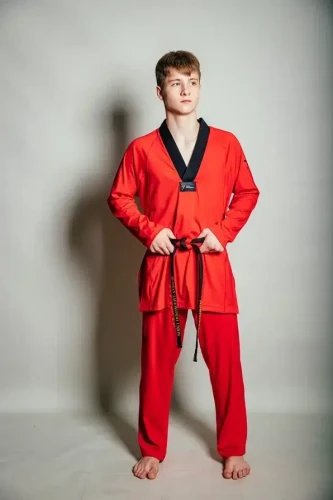 Добок для тхэквондо WT Evo Uniform Tusah красный